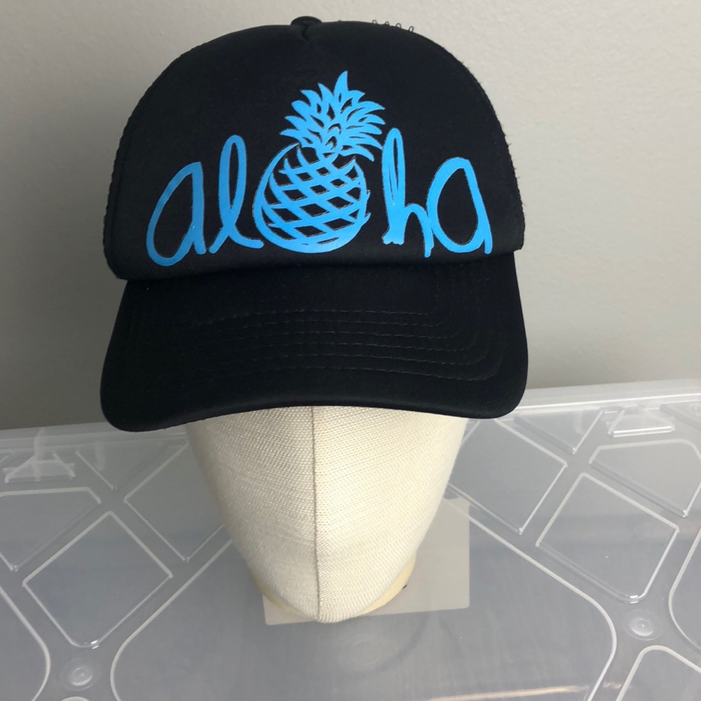 "Aloha" with a pineapple 🍍 trucker cap